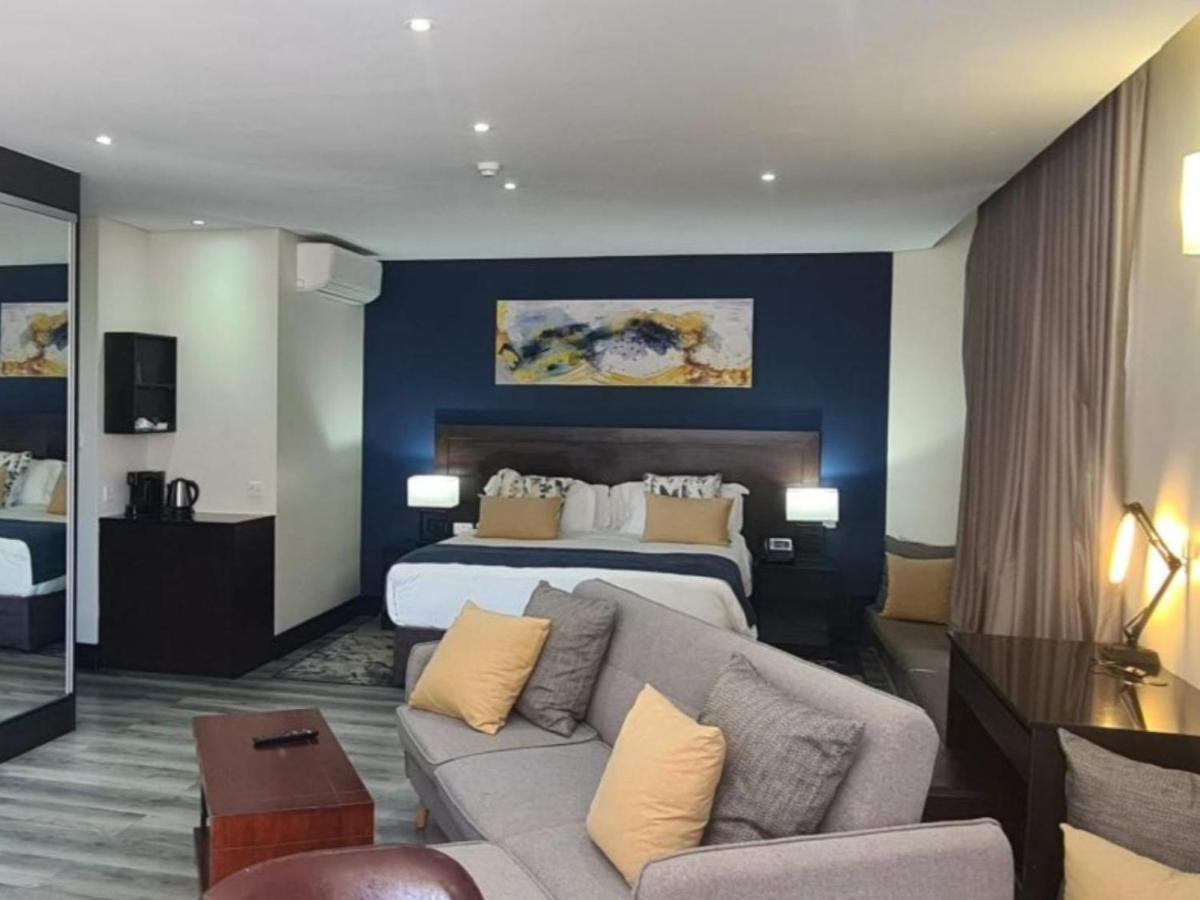 The Grand Aria Hotel And Conference Centre Gaborone Ruang foto