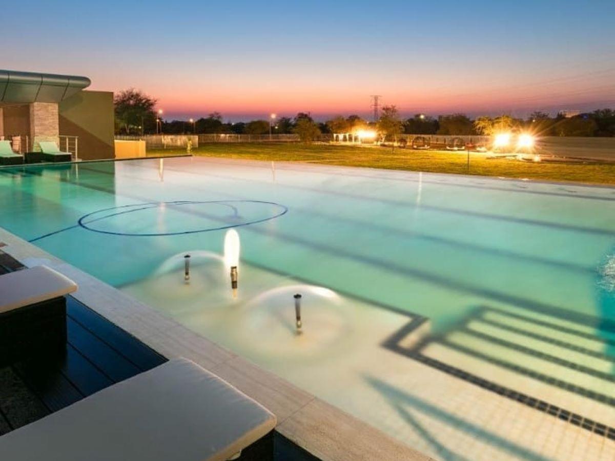 The Grand Aria Hotel And Conference Centre Gaborone Bagian luar foto